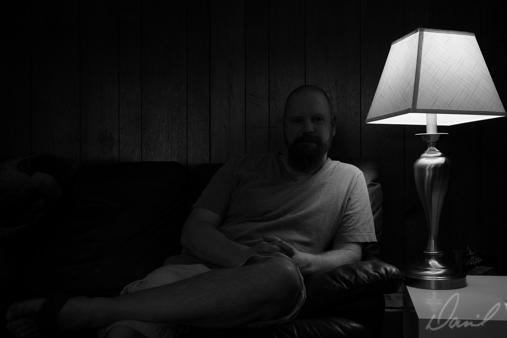     1/50th at ƒ/4 ISO 400&nbsp; This lamp doesn't put out enough light to be effective. 