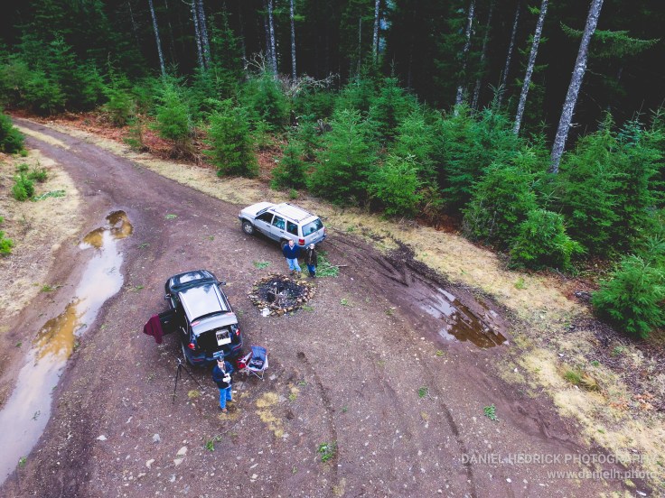  Some friendly folks stopped to watch. 